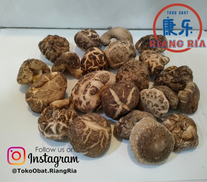 Jamur Hioko Shitake Kering uk. 3-4cm ( repack 100gram )